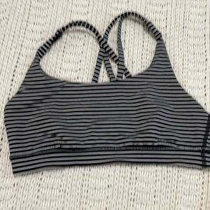 Lululemon sport bra